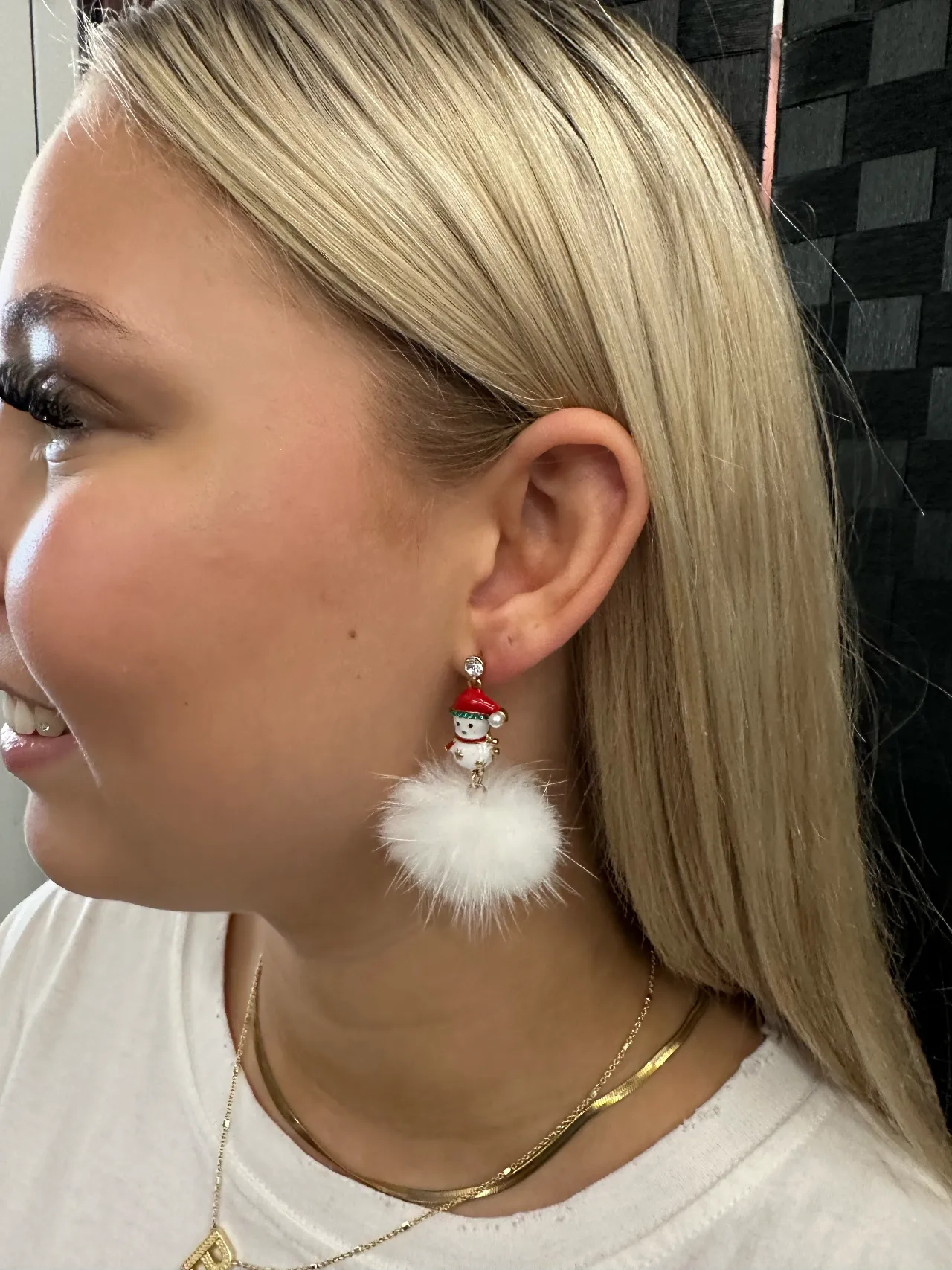 Christmas theme snowman pom-pom earring