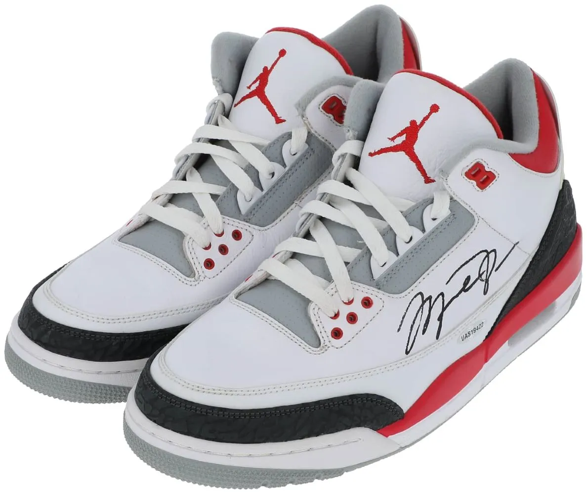 Michael Jordan Bulls Signed 2013 Nike Air Jordan 3 Fire Red Sneaker BAS UDA